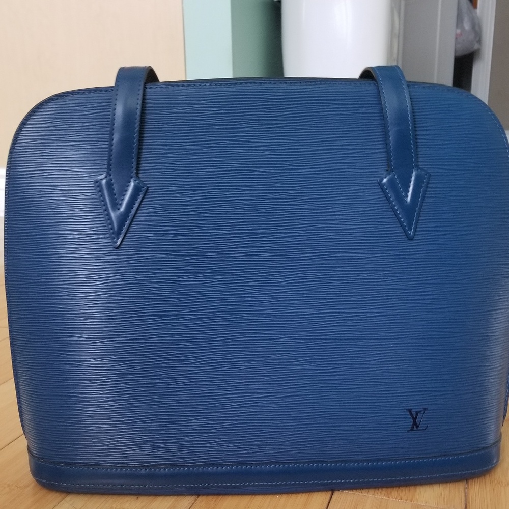 Vintage(97') Louis Vuitton Blue Epi Leather bag